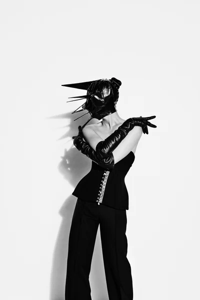 Look 27